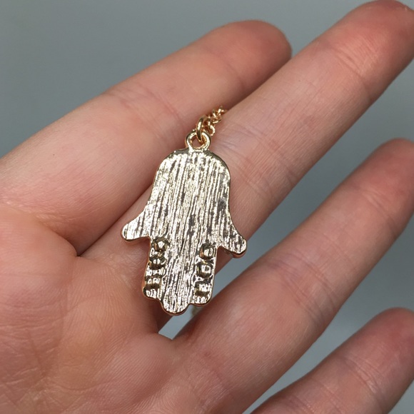 Rose gold Hamsa charm necklace crystal chain - Picture 5 of 8